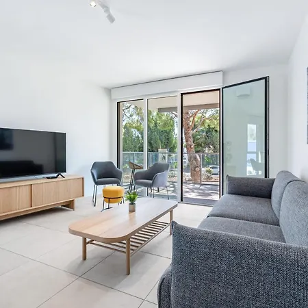 Colombier - Welkeys 생로랑뒤바르